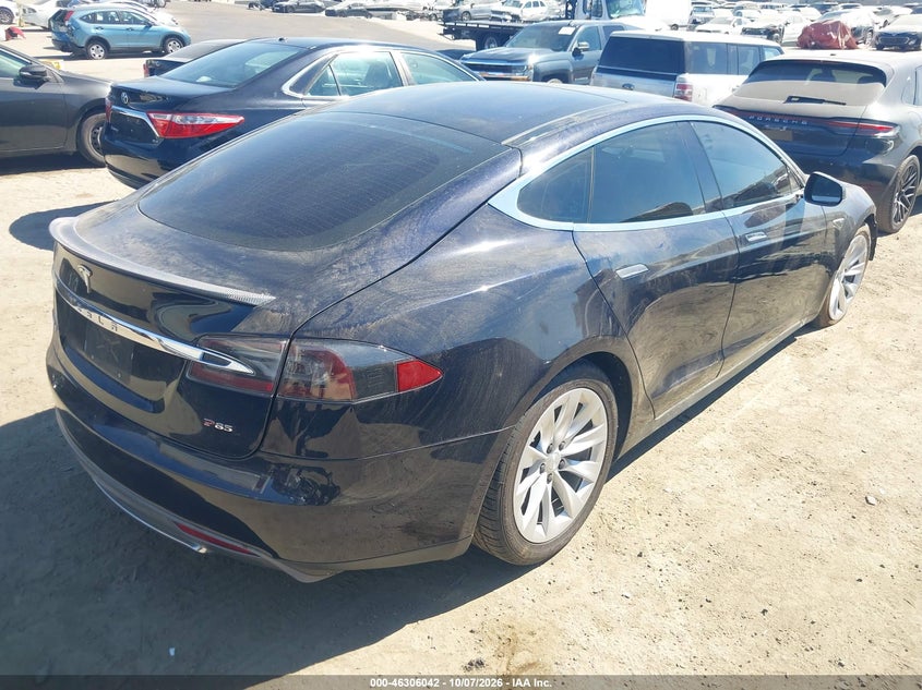 Vin: 5yjsa1cp1dfp13761, lot: 46806241, tesla model s performance 20134