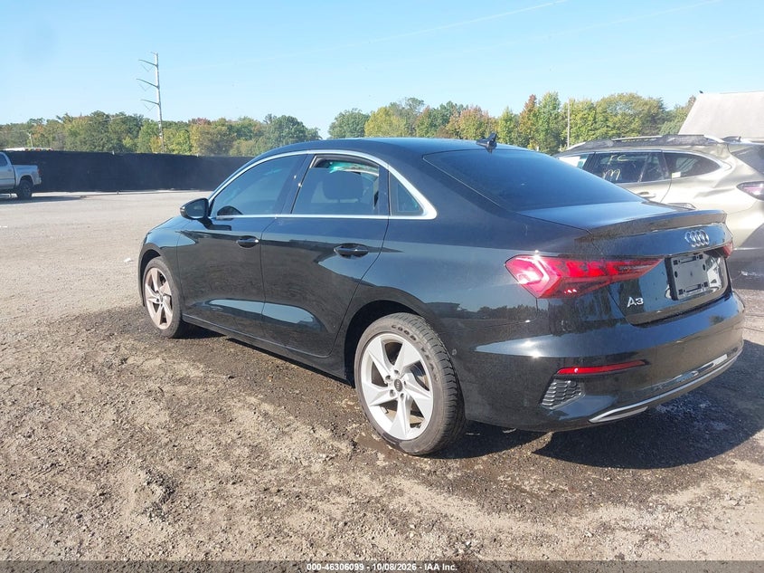 Vin: wauaudgy4pa077208, lot: 46806298, audi a3 premium 40 tfsi front-wheel drive s tronic 20233