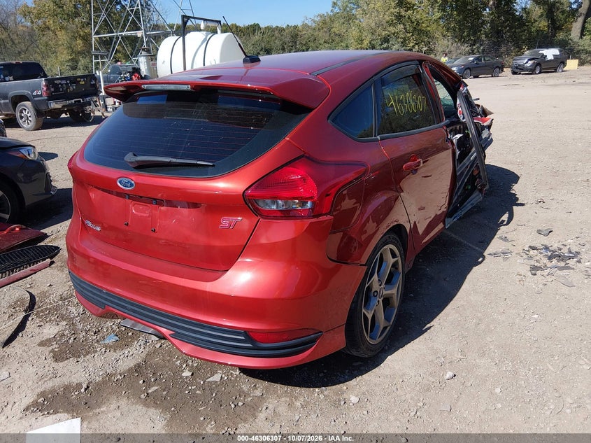 Vin: 1fadp3l95jl247108, lot: 46806506, ford focus st 20184