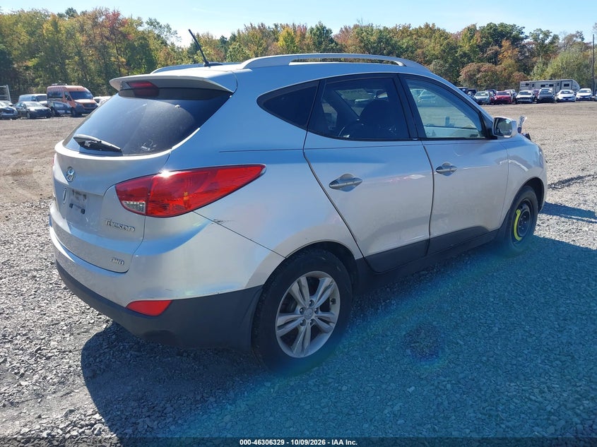 HYUNDAI TUCSON 2010 VIN KM8JUCAC0AU081235