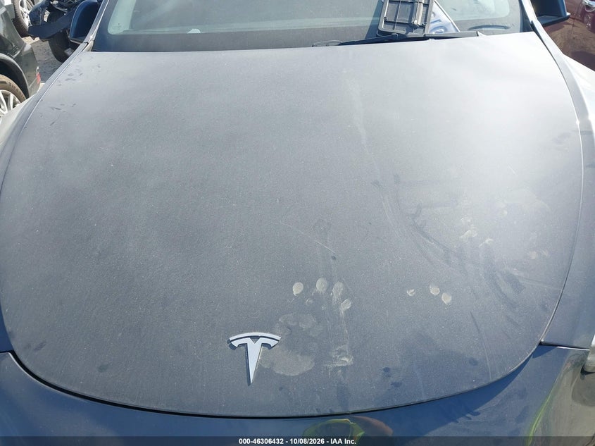 TESLA MODEL Y 2022 VIN 7SAYGDEE3NA009827