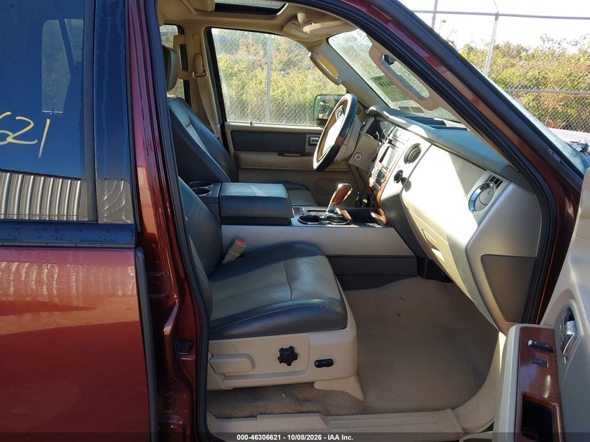 FORD EXPEDITION EL 2007 VIN 1FMFK185X7LA43825