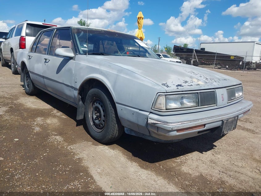 1988 Oldsmobile Delta 88 Royale