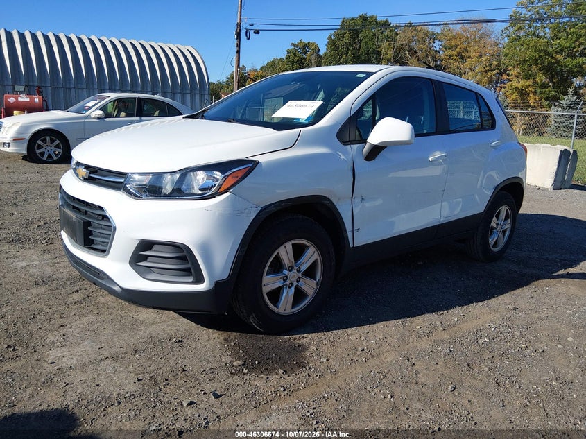 2018 Chevrolet Trax Ls, Left Side, IAAI, VIN KL7CJNSB9JB584911 — photo 2