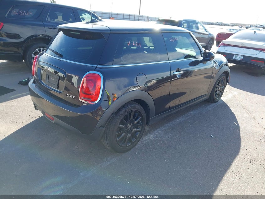 Vin: wmwxp5c59g3b76214, lot: 46806875, mini hardtop cooper 20164