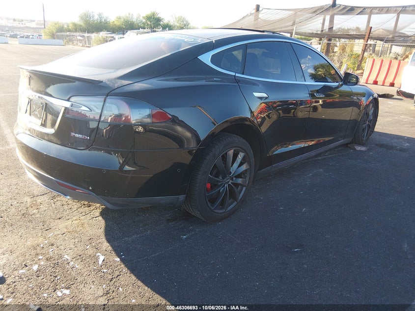 Vin: 5yjsa1h20efp64263, lot: 46806892, tesla model s p85d 20144