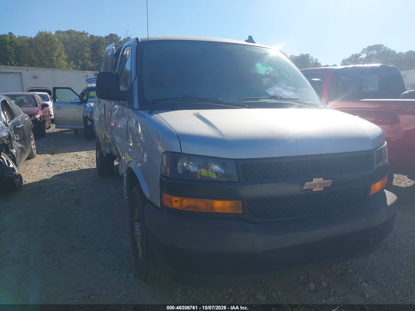 Vin: 1gcwgafg7j1172604, lot: 46806960, chevrolet express 2500 work van 2018 img_1