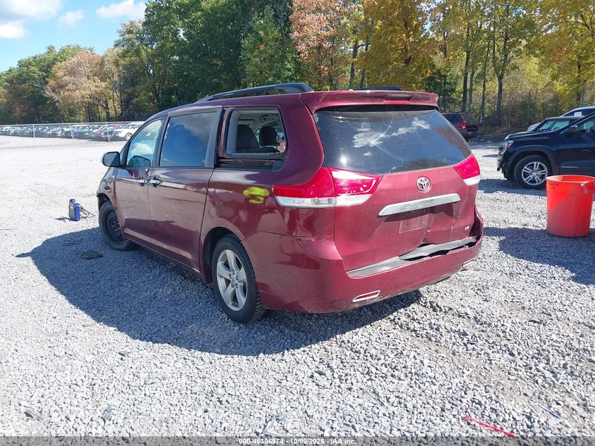 Vin: 5tdkk3dc5cs185351, lot: 46807173, toyota sienna le v6 8 passenger 20123