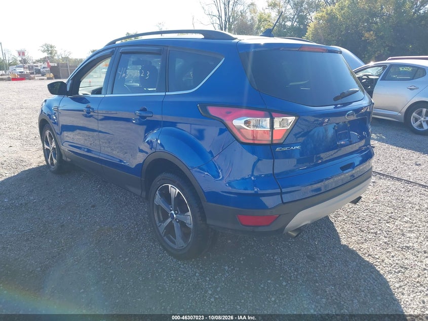 Vin: 1fmcu9hd6jua19669, lot: 46807222, ford escape sel 20183