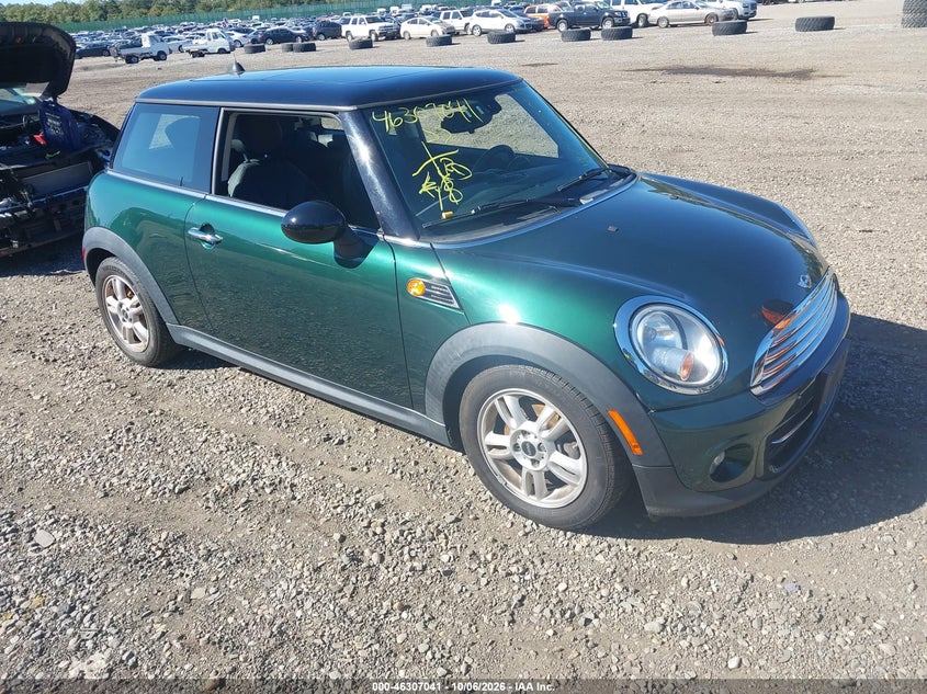 2013 MINI HARDTOP COOPER