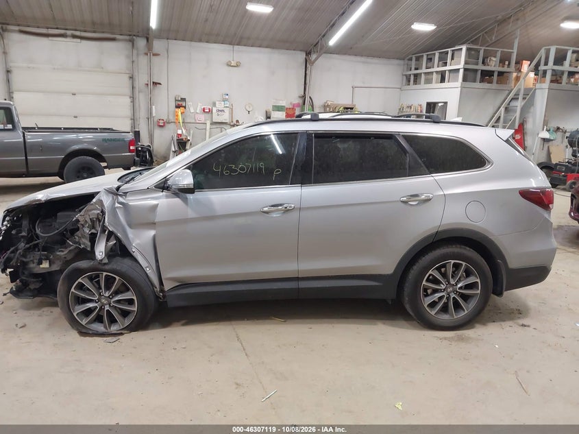 2017 HYUNDAI SANTA FE SE · Фото 14
