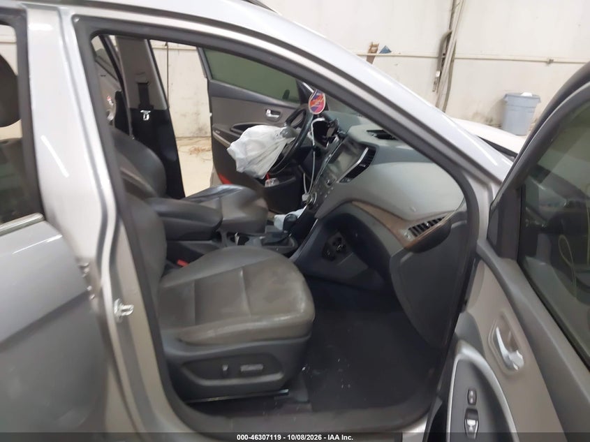2017 HYUNDAI SANTA FE SE · Фото 5