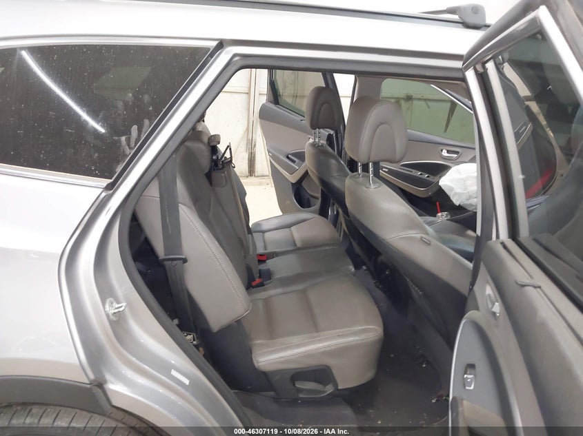 2017 HYUNDAI SANTA FE SE · Фото 8