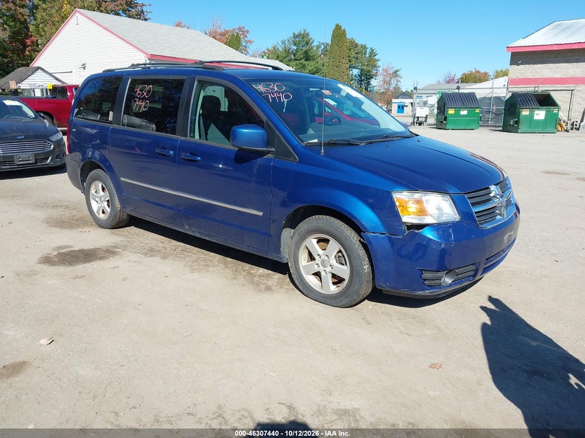 Vin: 2d4rn5d15ar121741, lot: 46807639, dodge grand caravan sxt 2010 img_1