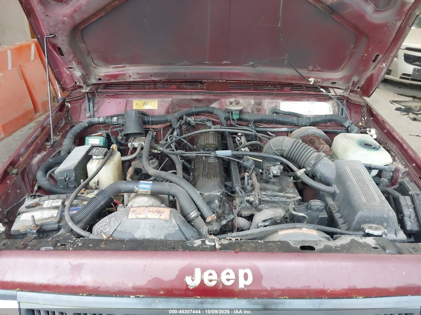 Фото 10 - JEEP CHEROKEE