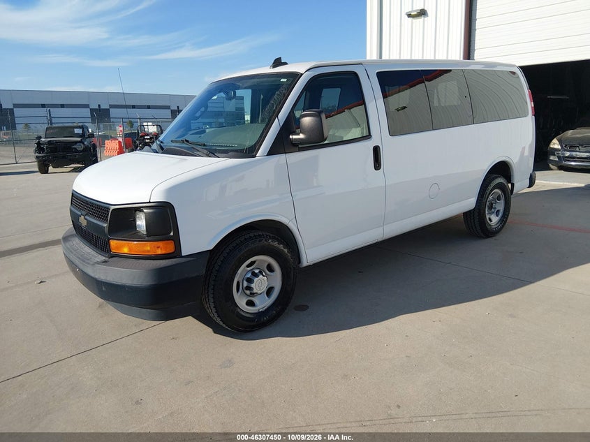 2017 Chevrolet Express 2500 Ls, Normal Wear & Tear, IAAI, VIN 1GAWGEFF3H1264083 — photo 2
