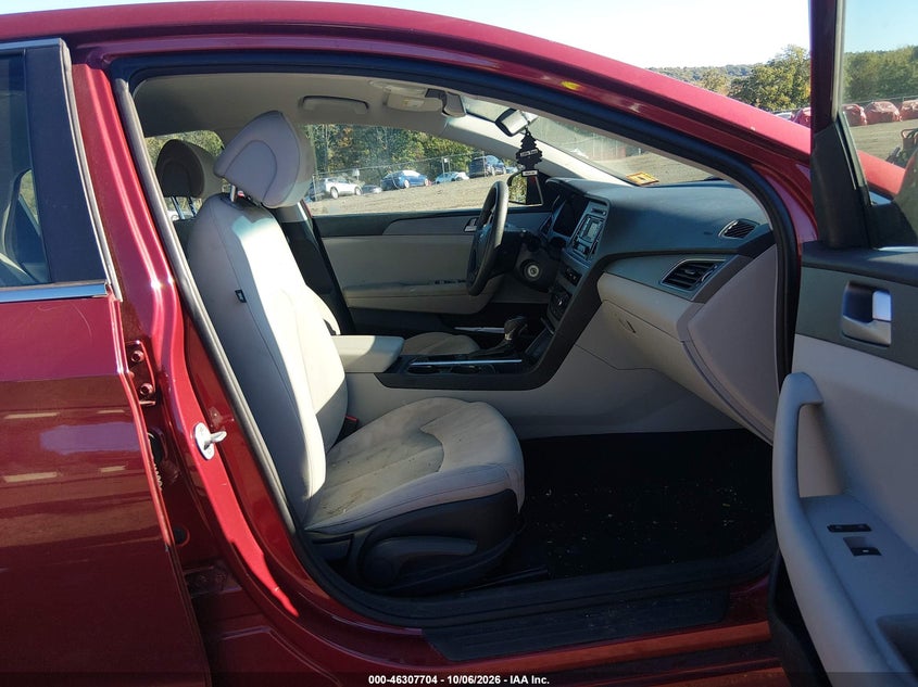2015 HYUNDAI SONATA SE · Фото 5