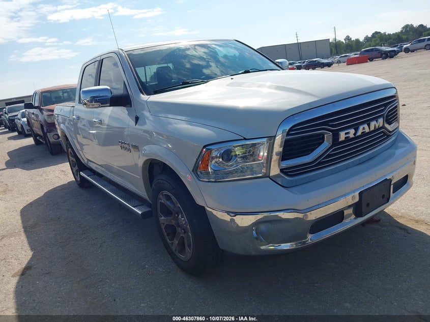 Vin: 1c6rr6nt7hs623030, lot: 46808059, ram 1500 laramie  4x2 5'7 box 20171