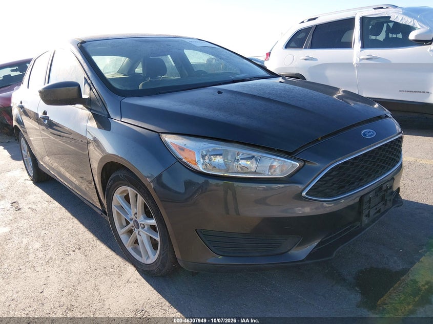 Vin: 1fadp3fe3jl221258, lot: 46808148, ford focus se 2018 img_1