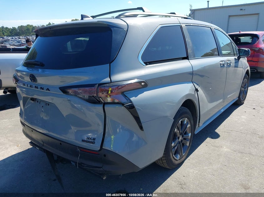 Vin: 5tdcskfc4rs114114, lot: 46808155, toyota sienna woodland edition 20244