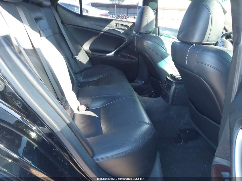 2007 LEXUS IS 350 · Фото 8