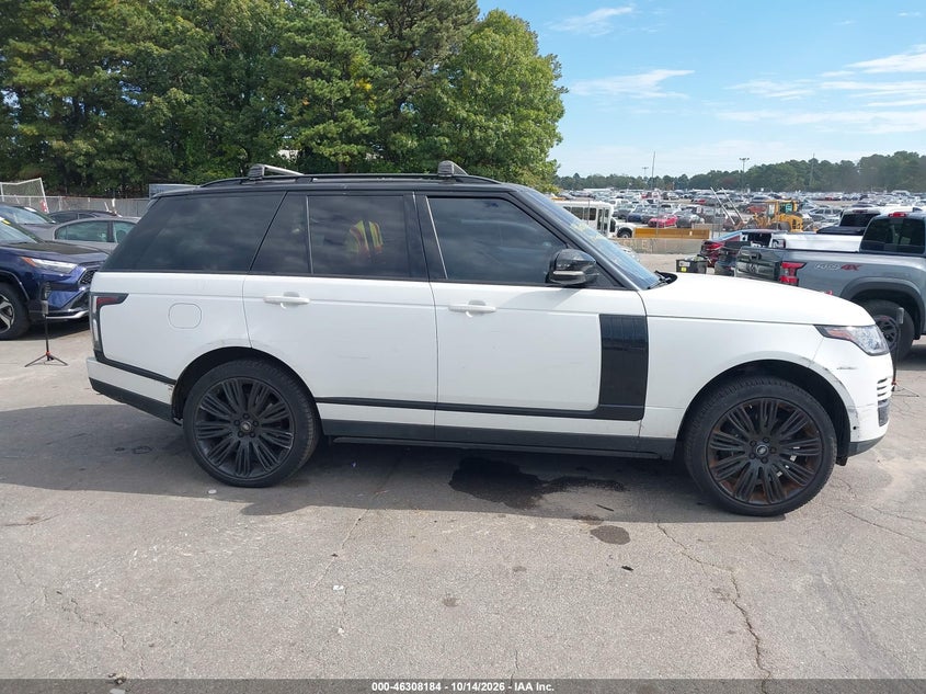 2019 LAND ROVER RANGE ROVER 3.0L V6 SUPERCHARGED HSE · Фото 13