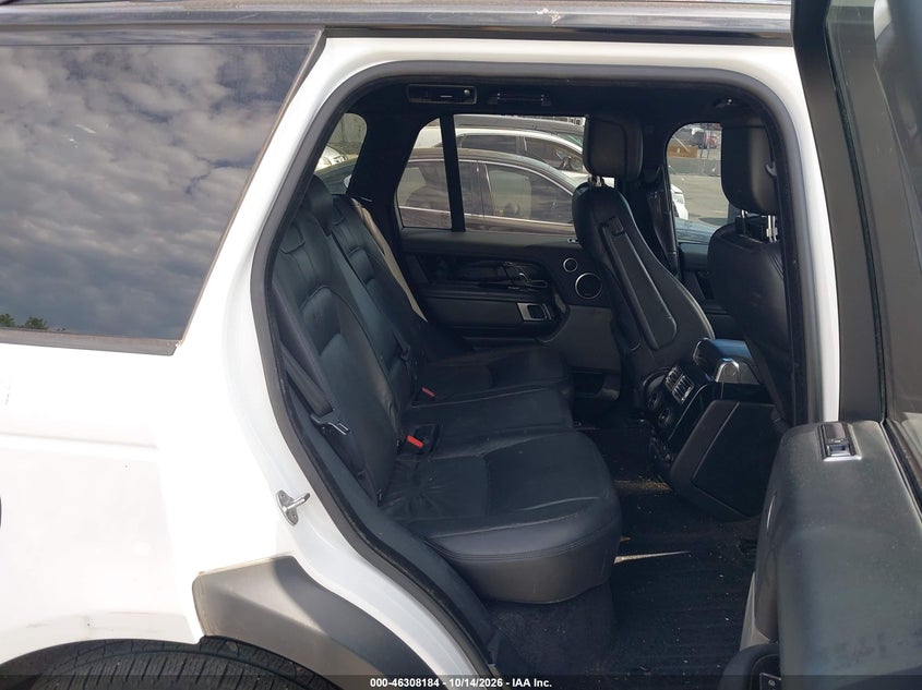 2019 LAND ROVER RANGE ROVER 3.0L V6 SUPERCHARGED HSE · Фото 8