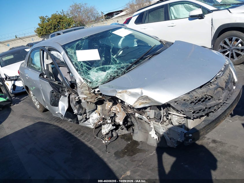Vin: jtdbu4ee2b9123709, lot: 46808404, toyota corolla le 2011 img_1
