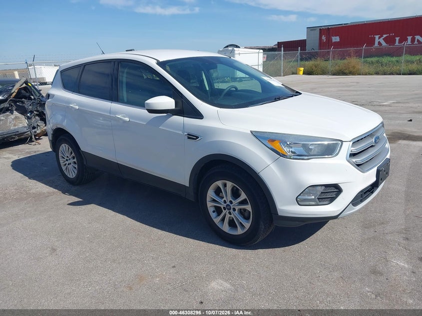Vin: 1fmcu9gd9hue24422, lot: 46808495, ford escape se 2017 img_1