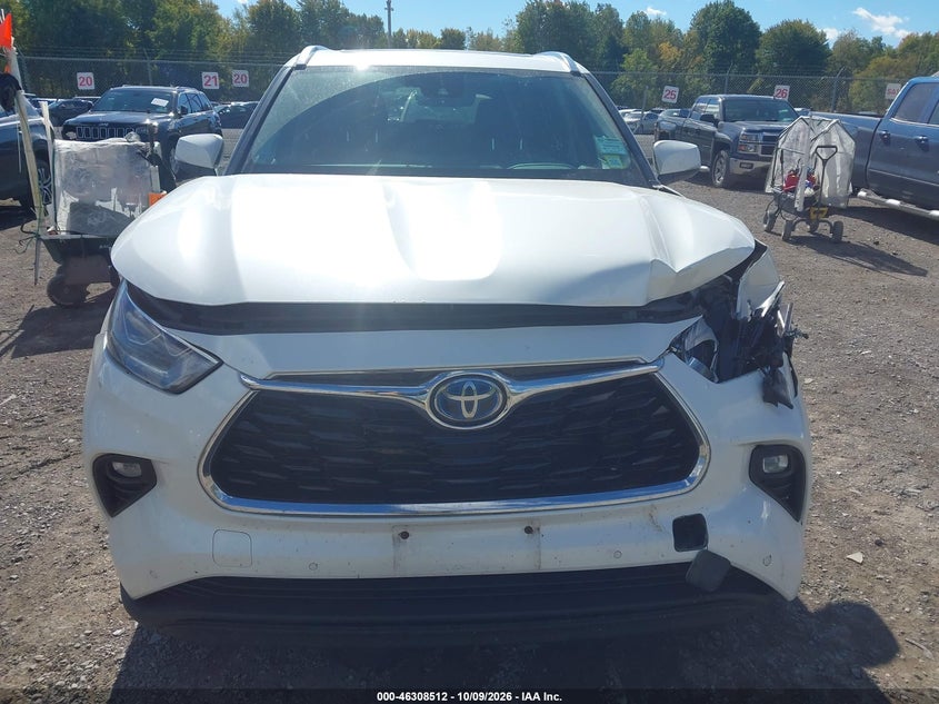 TOYOTA HIGHLANDER - zdjęcie 12