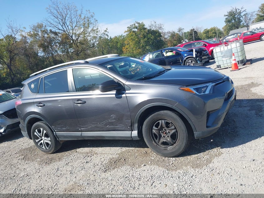 TOYOTA RAV4 - zdjęcie 13