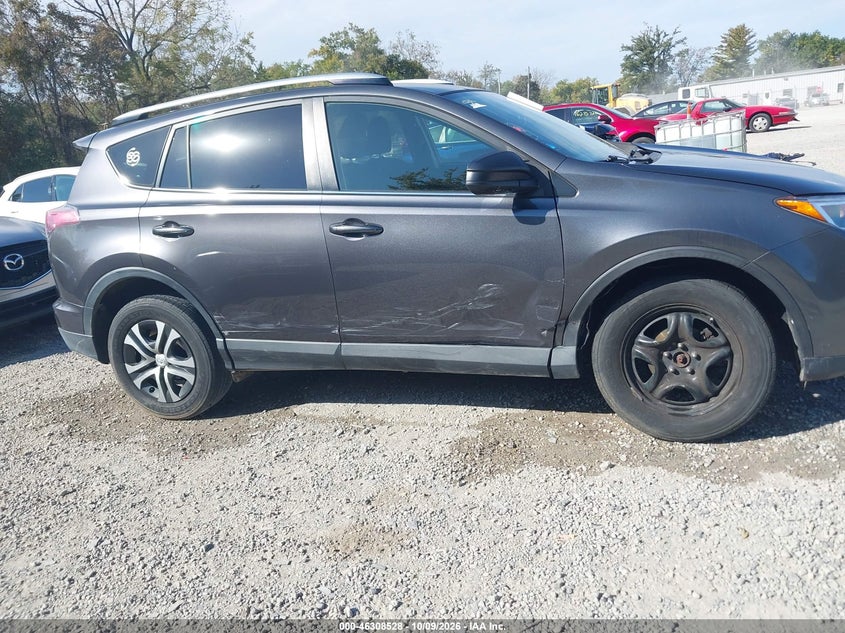TOYOTA RAV4 - zdjęcie 6