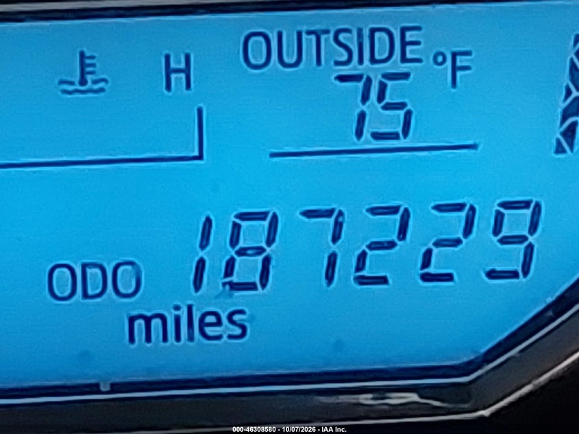 2016 TOYOTA COROLLA LE · Фото 15