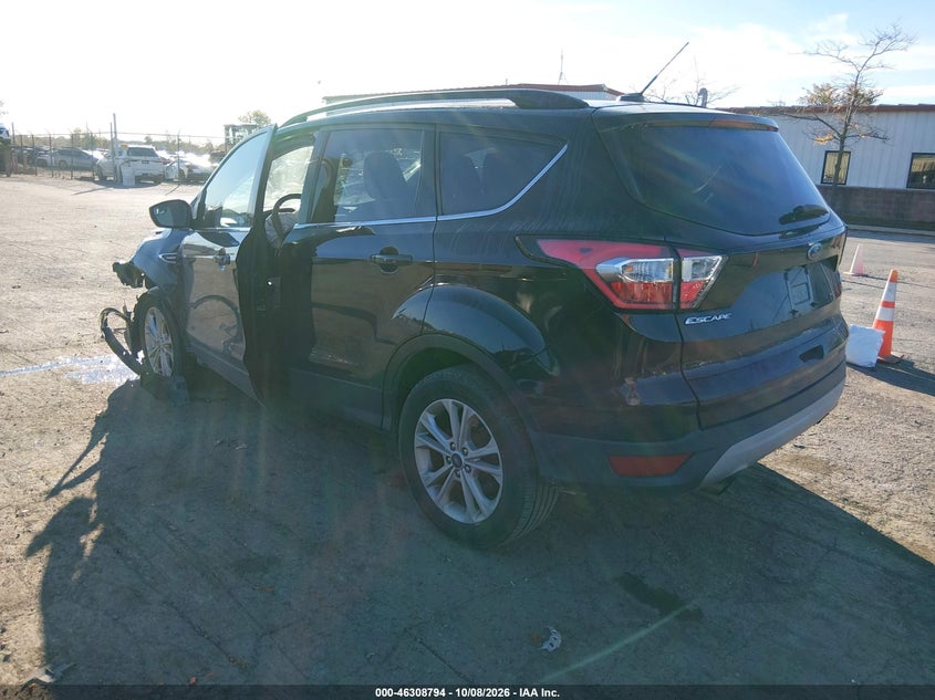 Vin: 1fmcu0gd6jud18513, lot: 46808993, ford escape se 20183