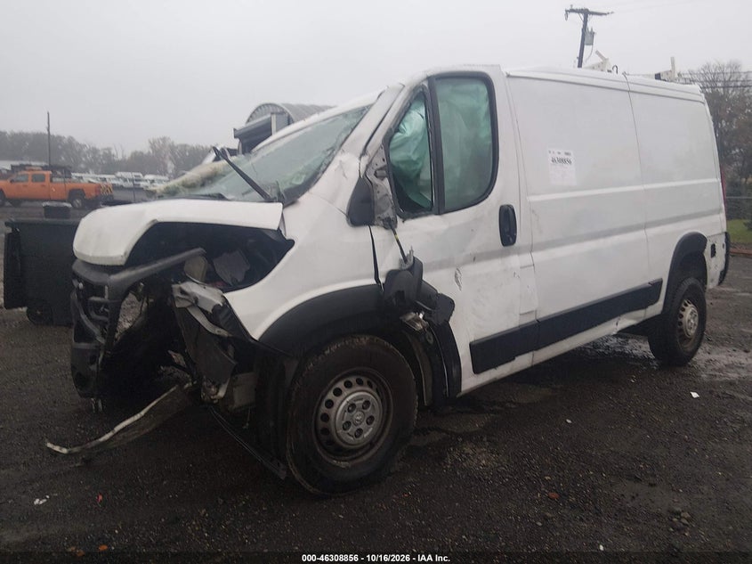 Vin: 3c6lrvag5re120819, lot: 46809055, ram promaster 1500 low roof 136 wb w/pass seat 20242