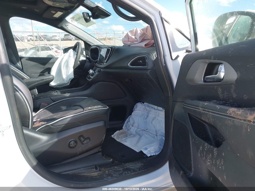 CHRYSLER PACIFICA 2027 VIN 2C4RC1GG2VR595101