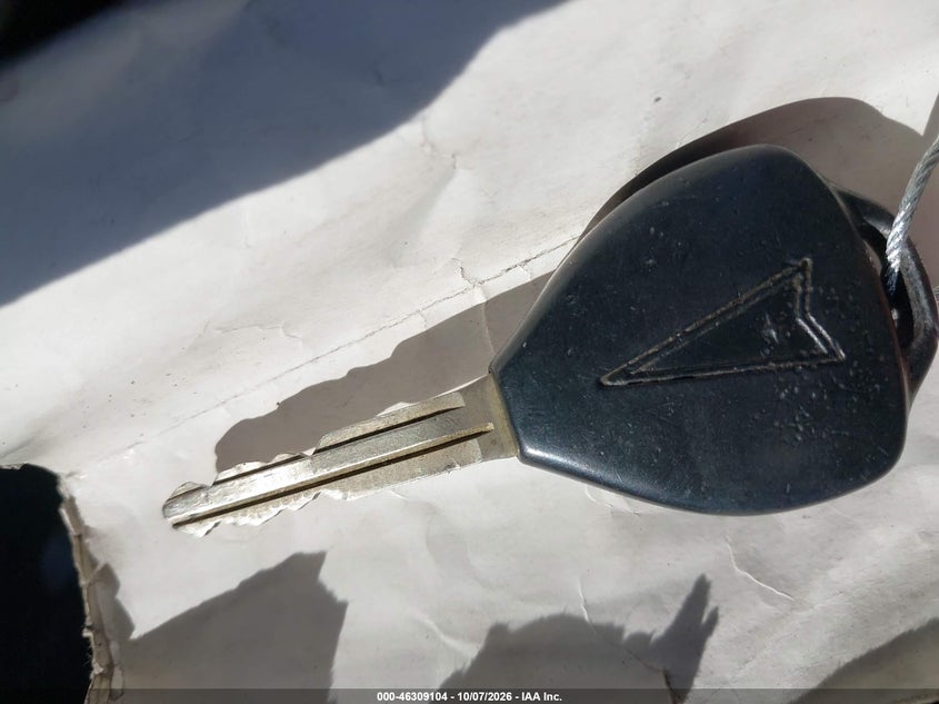 2009 PONTIAC VIBE · Фото 11