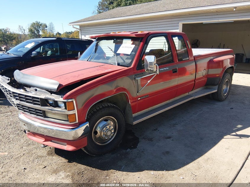 1989 Chevrolet Gmt-400 C3500, Front End, IAAI, VIN 2GCHC39N6K1173281 — photo 2