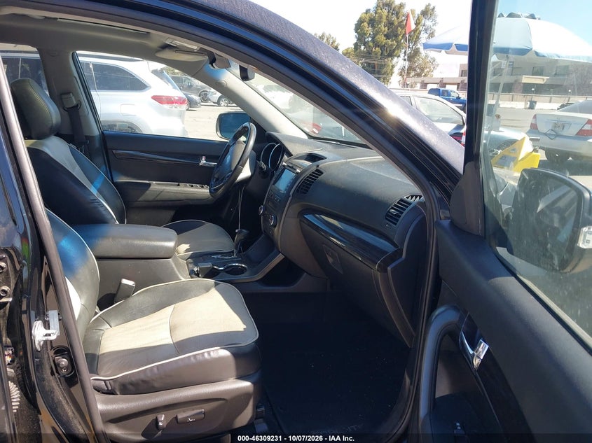 KIA SORENTO 2012 VIN 5XYKWDA20CG195935