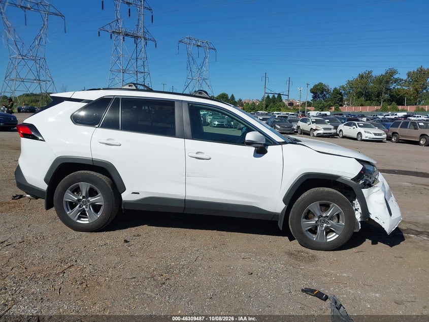 TOYOTA RAV4 HYBRID - zdjęcie 13
