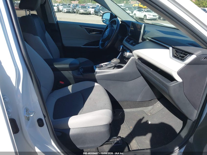 TOYOTA RAV4 HYBRID - zdjęcie 5