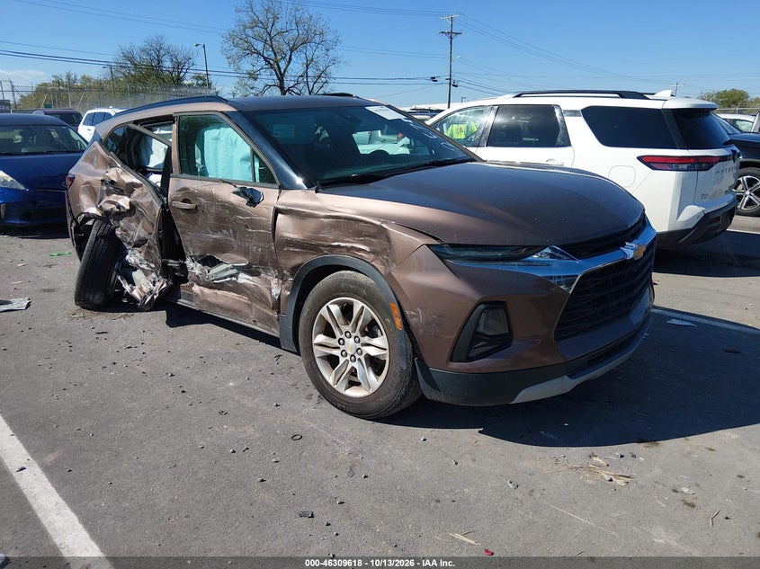 Vin: 3gnkbdrs6ks692573, lot: 46809817, chevrolet blazer 2019 img_1