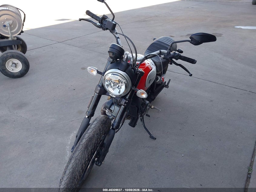 DUCATI SCRAMBLER 2016