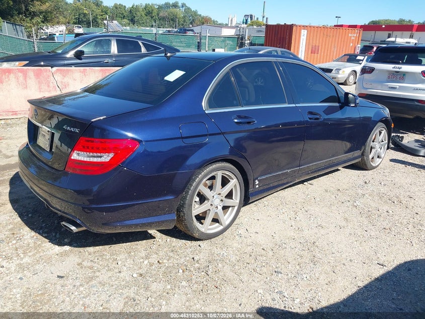 2014 MERCEDES-BENZ C 300 SPORT 4MATIC · Фото 4