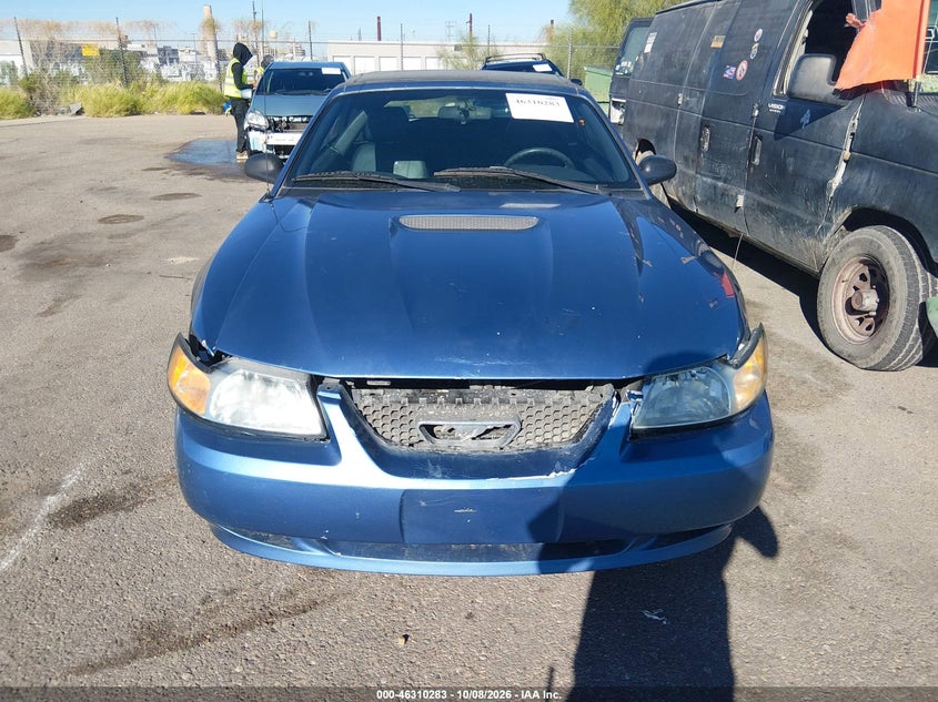 FORD MUSTANG 2000 VIN 1FAFP4449YF266531