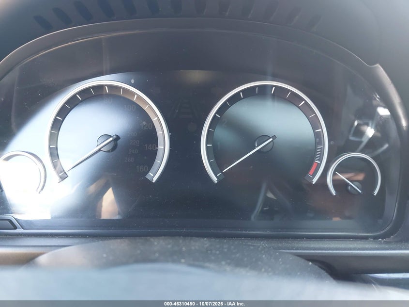 2013 BMW 550I · Photo 16