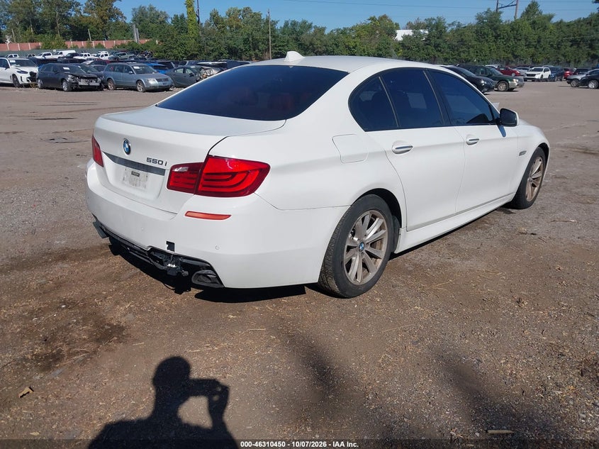 2013 BMW 550I · Photo 4