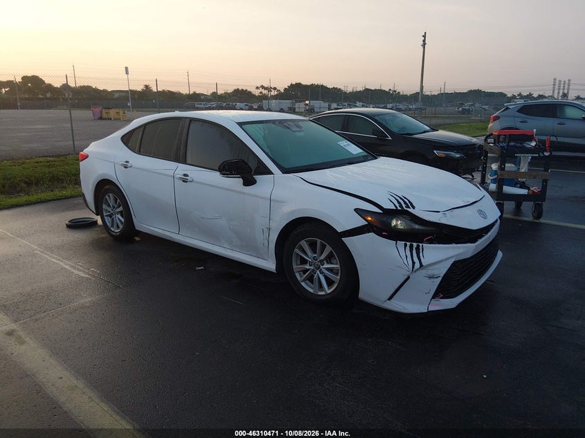 2025 TOYOTA CAMRY LE