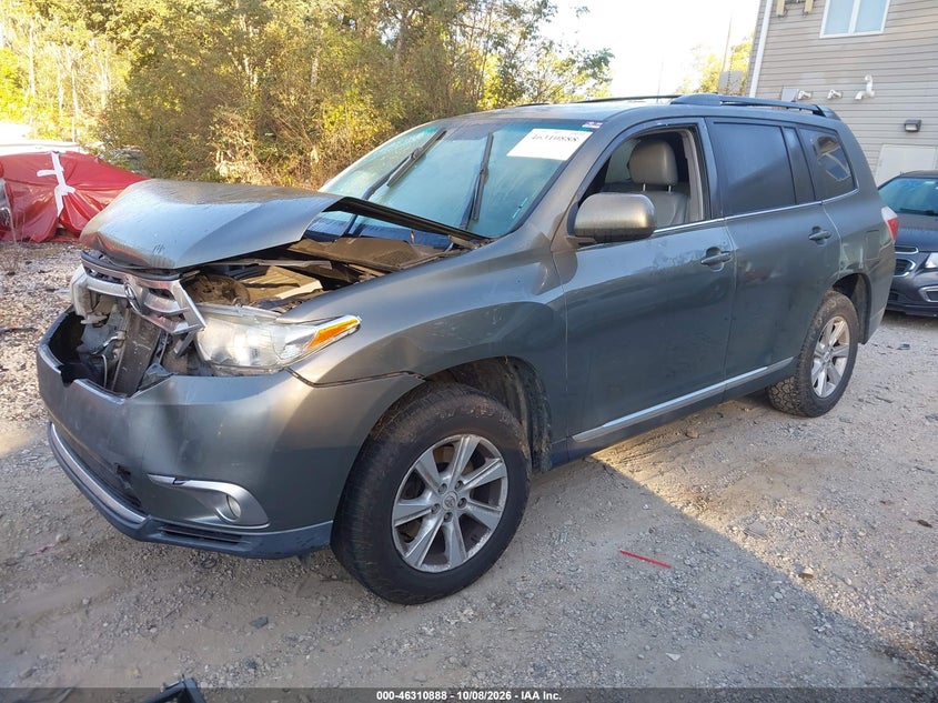 Vin: 5tdzk3eh7bs032655, lot: 46811087, toyota highlander base v6 20112