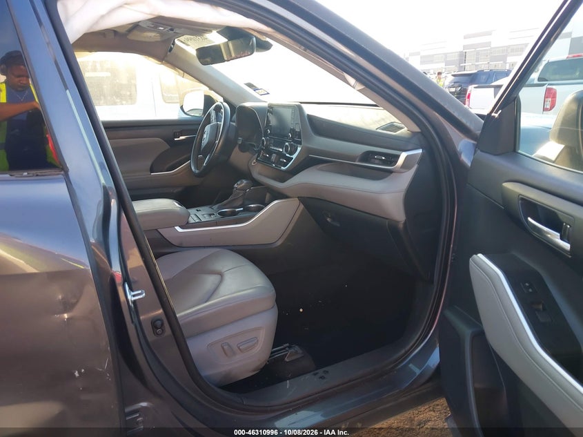 TOYOTA HIGHLANDER - zdjęcie 5